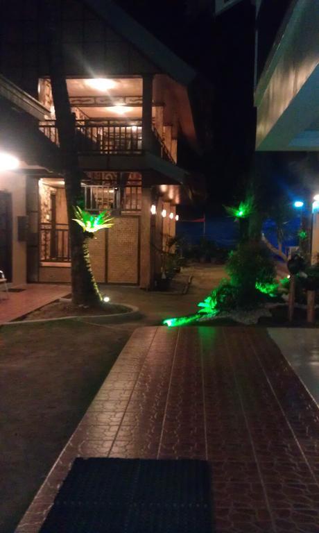 อีคลิปเซ รีสอร์ท Manoc-Manoc ภายนอก รูปภาพ